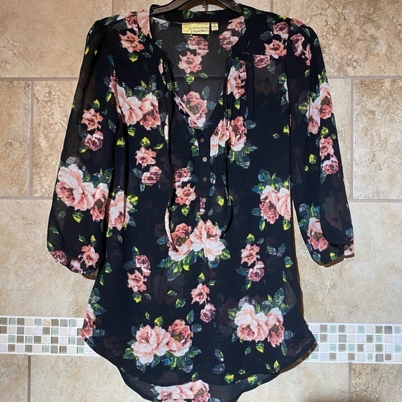 Princess Vera Wang Sheer Floral High Low Blouse  S - Picture 1 of 4